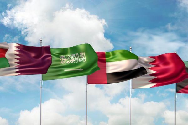 دول الخليج وتغيير الحليف الإستراتيجي