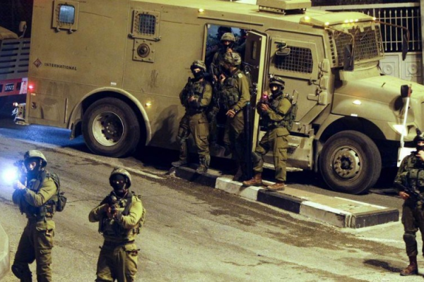 الاحتلال يعتقل 24 فلسطينيًا بالضفة